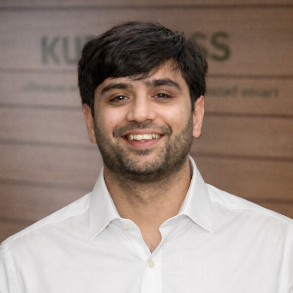 Hamza Bashir, VP of Product at Deskely